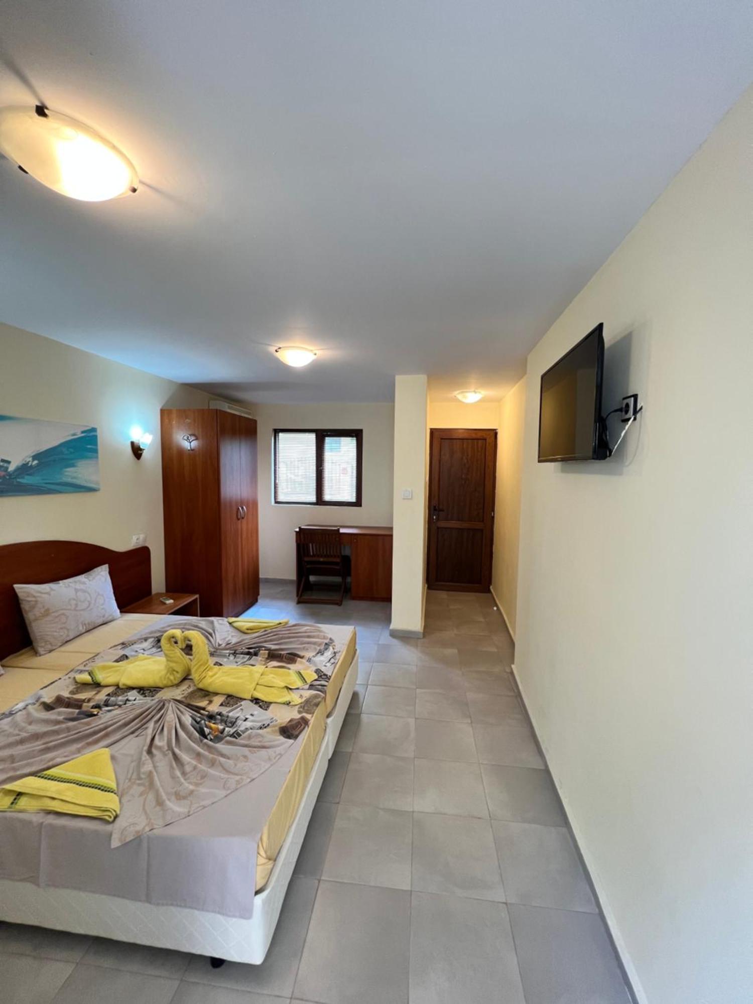 Paradise Tsjernomorets Rom bilde